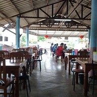 ก๊วยจั๊บหงษ์หยก