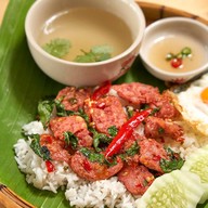 เมนูของร้าน กะเพรากระด้ง@ข้างอู่