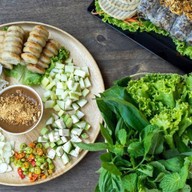 FAN อาหารเวียดนามและอาหารตามสั่ง ศาลายา