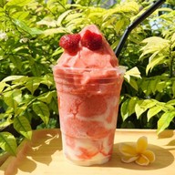 Berlin น้ำผลไม้ปั่น น้ำปั่น นมปั่น