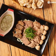 เมนูของร้าน เตี๋ยวเรือ เทียบท่า