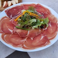 เมนูของร้าน 7th Heaven Vientiane