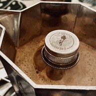 Brothers house DKT Brothers house DKT (ซอยครูชลอ)