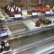 The Chocolate Factory Shop & Restaurant หัวหิน
