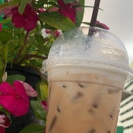 หมูสะเต๊ะ แม่บุญมี ตำนาน 80 ปี & กาแฟ วงศ์สว่าง