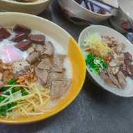 โจ๊กหมูเลิศรส ต้มเลือดหมูตำลึง