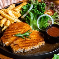 PAPA'S GARDEN ดอยสะเก็ด เชียงใหม่