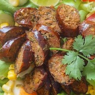 มาดามไส้อั่ว ปิ่นเกล้า