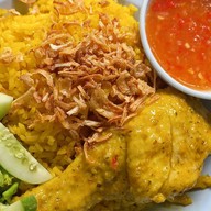 ข้าวหมกไก่คอนแวนต์ ข้าวหมกไก่คอนแวนต์ เจ้าเดิม เจ้าเดียวกับซ.คอนแวนนะคะ เข้าทางเจริญราษฏร์ซอย10ได้ค่ะ