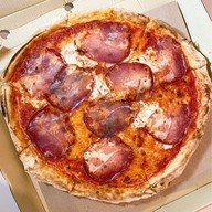 Vesuvio Pizza Bangkok สุขุมวิท 8