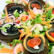 ยำปากแหก by ตุ๊กตุ๊ก วัดนาคนิมิตร