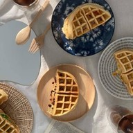 July House ชากใหญ่