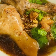 เตี๋ยวไก่ (น้องป้าสน อทว.)