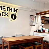 SOMETHIN' BLACK coffee & bakery พระโขนง คลองตัน