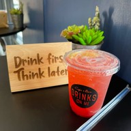 เมนูของร้าน Drinks On Me (ดริ๊งส์ ออน มี) พญาไทย