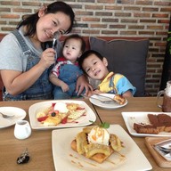 Zugar Hut Cafe ชลบุรี