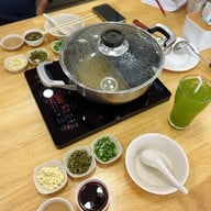 พุงกาง ชาบู บางแสน