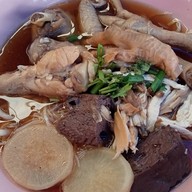 กระเพรากล่อง 49