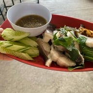 เมนูของร้าน เครือวัลย์ลาบปลา