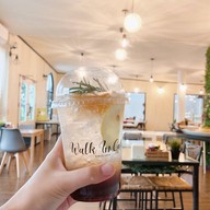 Walk In Cafe