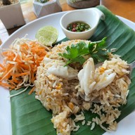 393 Cafe & Resto ถนน36