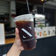 Backslash Specialty Coffee and Matcha Bar - พหลโยธิน 62