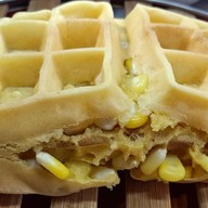 ขนมวาฟเฟิล  กาดวรุณ