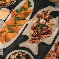 ครัวแมงโก้ & มิลค์โก้คาเฟ่ -