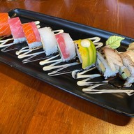 Sushi Gekko Izakaya ประตูช้างเผือก