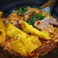 เมนูของร้าน ก๋วยเตี๋ยวลีลา