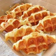 ครอฟเฟิลหวานใจ By.น้องโบนัส