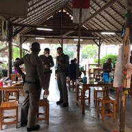 ครัวพี่หลวงข้าวแกงปักษ์ใต้ ท่าข้าม
