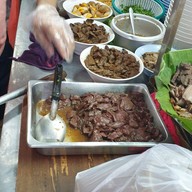 เมนูของร้าน ก๋วยจั๊บเฮียตั่วเท๊า (เจ้าเก่าเยาวราช)