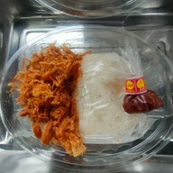 เจ๊อาร์ต ข้าวเหนียวหมูทอด กาดป่าไผ่