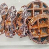 July House ชากใหญ่