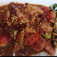 ส้มตำเอมมี่ปากระเบิด