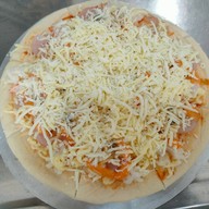 พิซซ่าอร่อย การนั่งก้อม หนองกระทิง