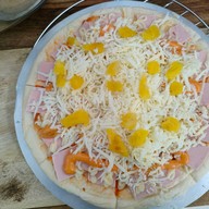 พิซซ่าอร่อย การนั่งก้อม หนองกระทิง