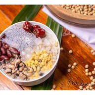 วังน้ำเต้าหู้ Wang Soy Milk coffee&café