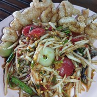 ส้มตำเอมมี่ปากระเบิด