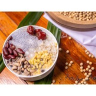 วังน้ำเต้าหู้ Wang Soy Milk coffee&café