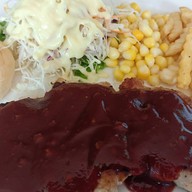 ไผ่โอชะ (หน้าปากทางเข้าโรงเรียนกิตติวิทยา)