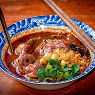 ข้าวขาหมู แวะกำโล๊ะ สาขาลำปาง