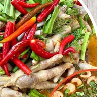 ขนมจีนแม่รัตน์ตลสดชัชวาลลำลูกกาคลอง7 ตลาดชัชวาลลำลูกคลอง7