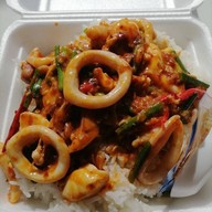 ร้านอาหารแม่จวน