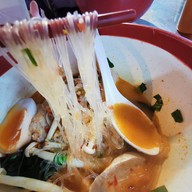 เด็กเส้น ตลาดพลู ตลาดพลู