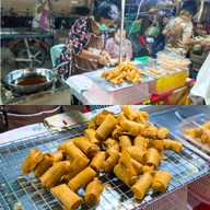 ตลาดนัดริมโขง