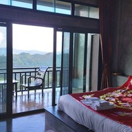 บ้านหอมหมื่นลี้