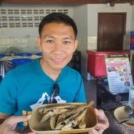 บรรยากาศ ร้านริมคลอง กระบุรี ระนอง