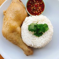 ก๋วยจั๊บญวนอุบล355 ร้านก๋วยจั๊บญวนอุบล355